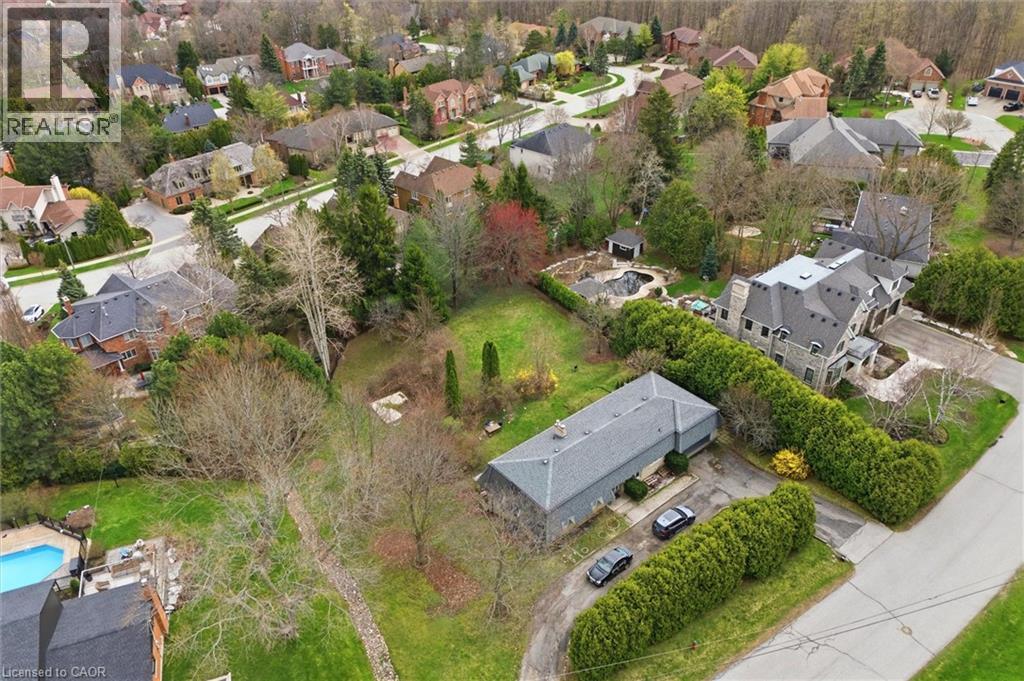 1310 BEAUFORT Drive, Burlington, Ontario, L7P4V9 — Photo 15