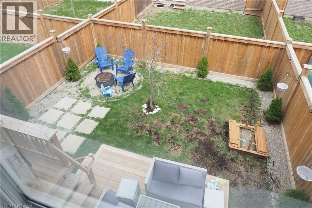 27 GLEASON Crescent - 46