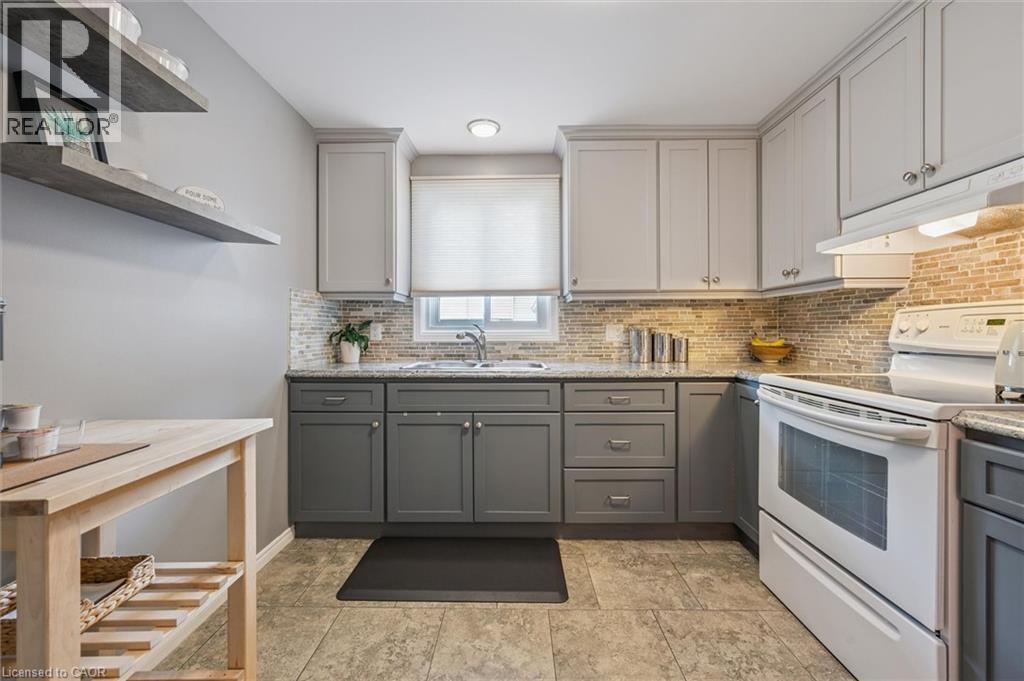 40 ABELES Avenue - 17