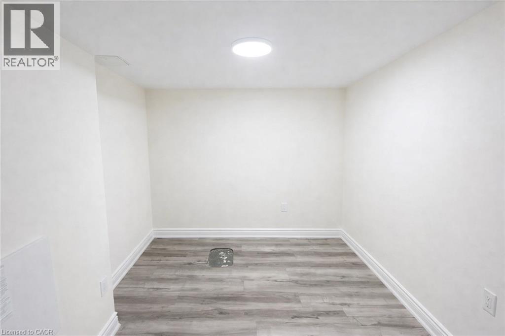 592 BLAIR CREEK Drive Unit# Basement, Kitchener, Ontario, N2P0E6 — Photo 5