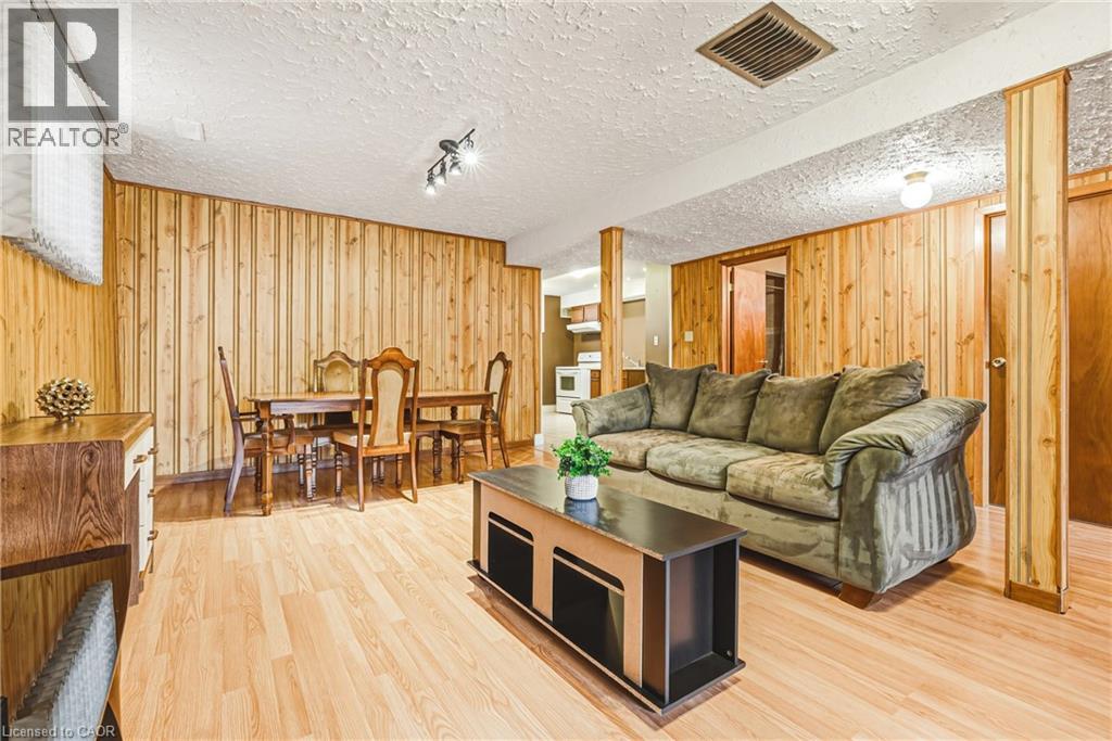 117 STONYBURN CRESCENT - 25