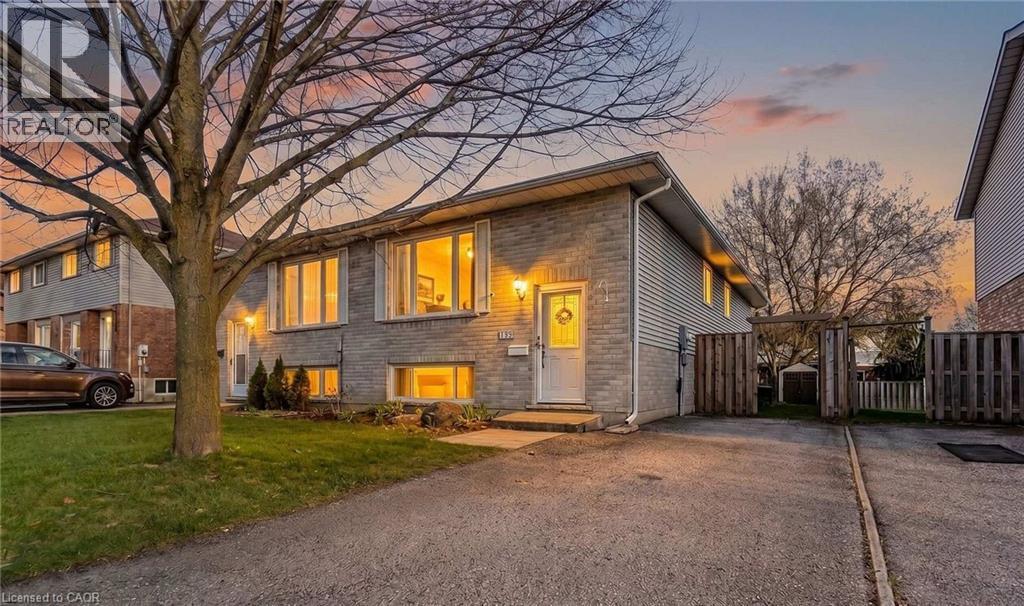 1132 PEARSON Drive, Woodstock, Ontario, N4S8V2 — Photo 2