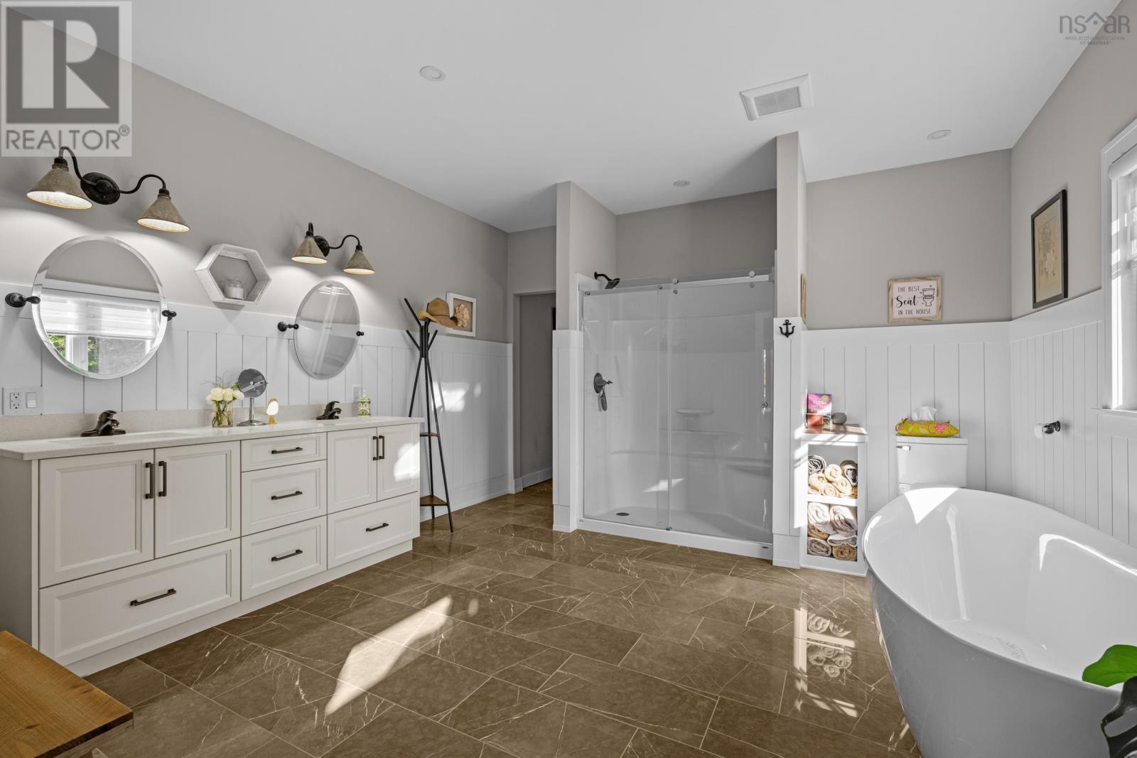 Property 28 of 46 of 250 Maple Leaf Lane