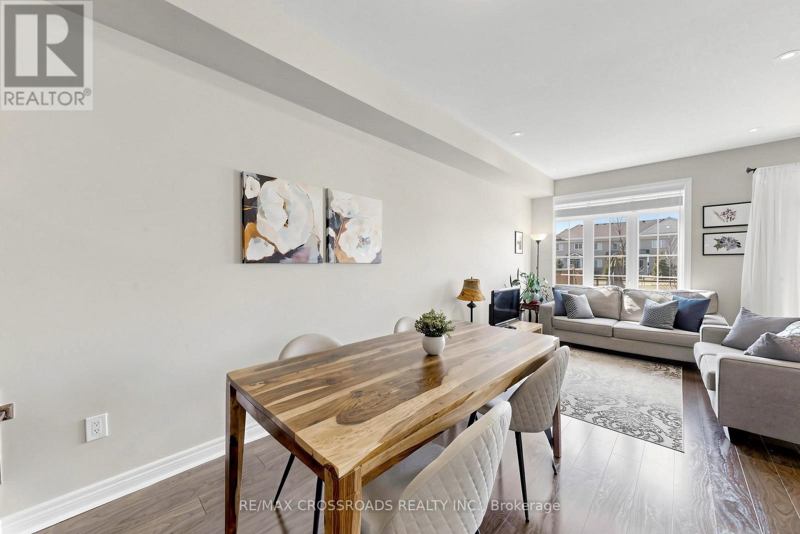 6 ANGELA STREET - 6
