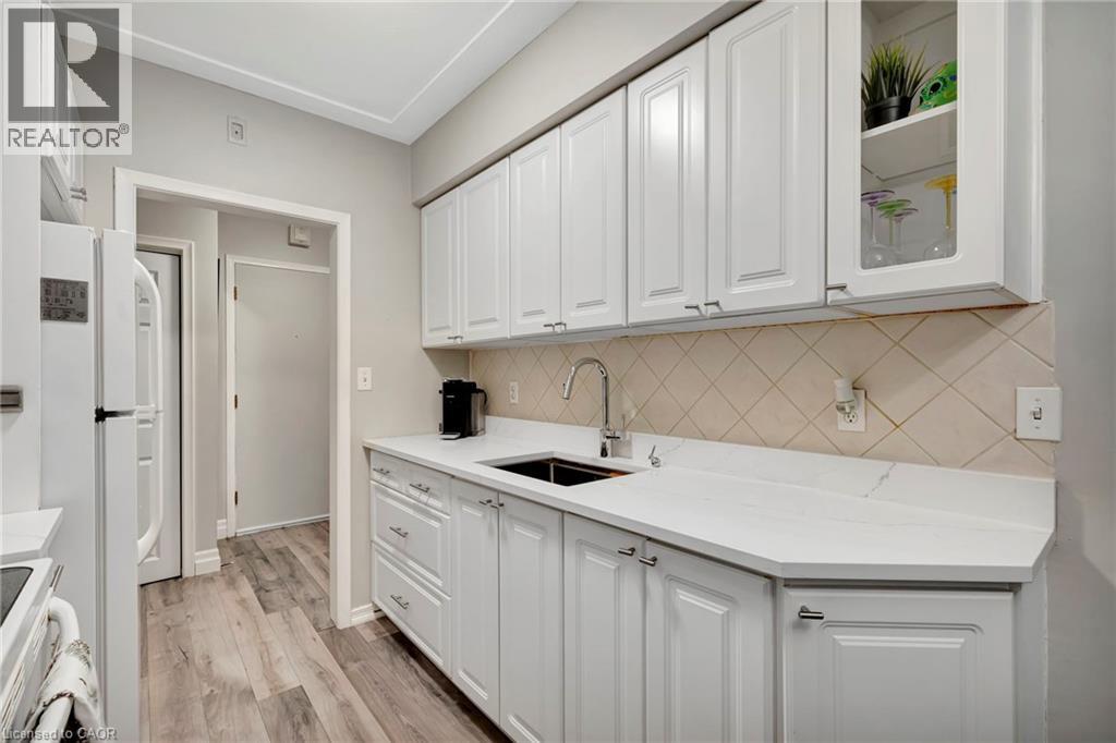 11 WOODMAN Drive S Unit# 307, Hamilton, Ontario, L8K4E3 — Photo 13