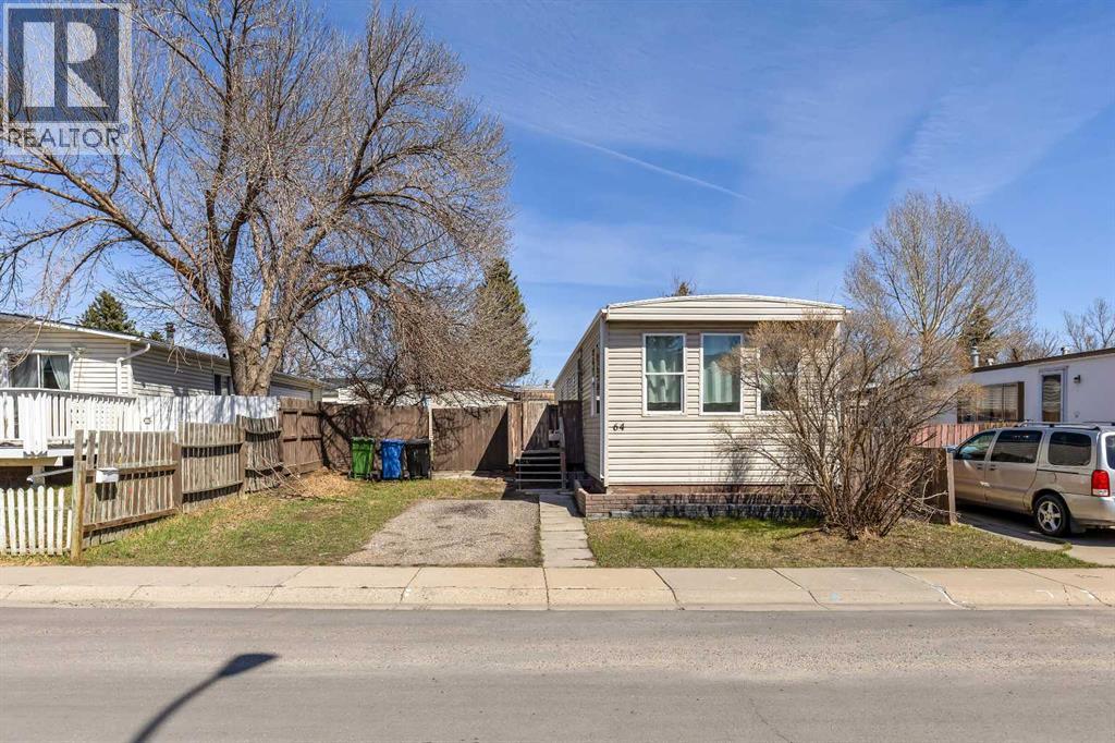 Single Family House Bungalow for Sale in  Huntwell Way NE Huntington Hills Calgary 