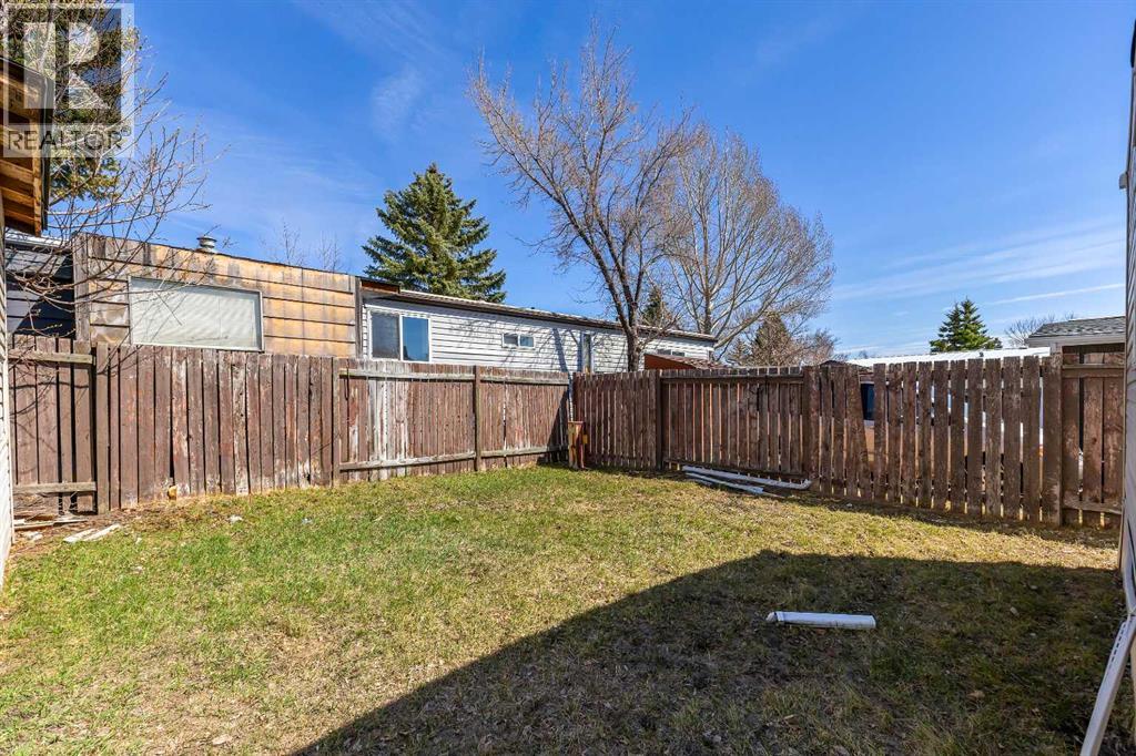 Single Family House Bungalow for Sale in  Huntwell Way NE Huntington Hills Calgary 