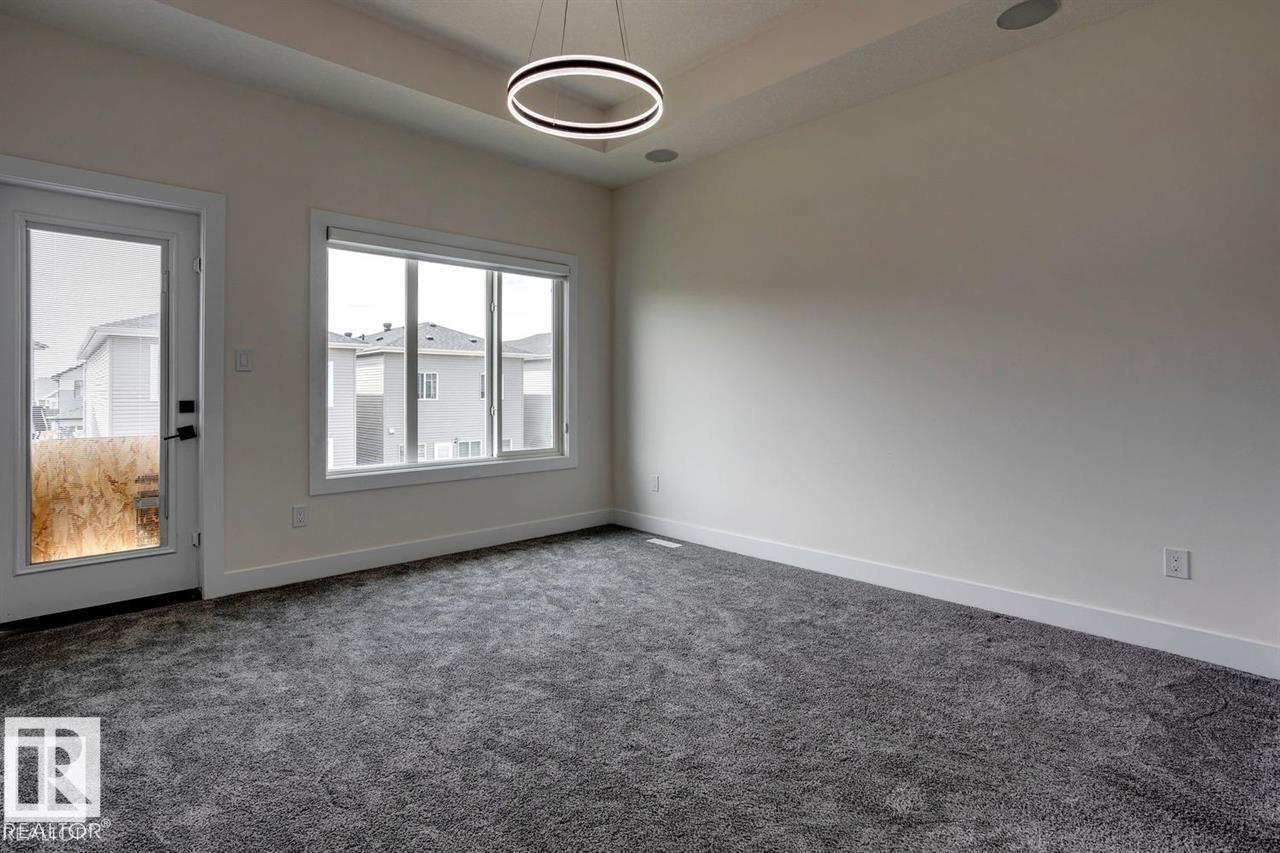 5210 kimball CR W SW, Edmonton