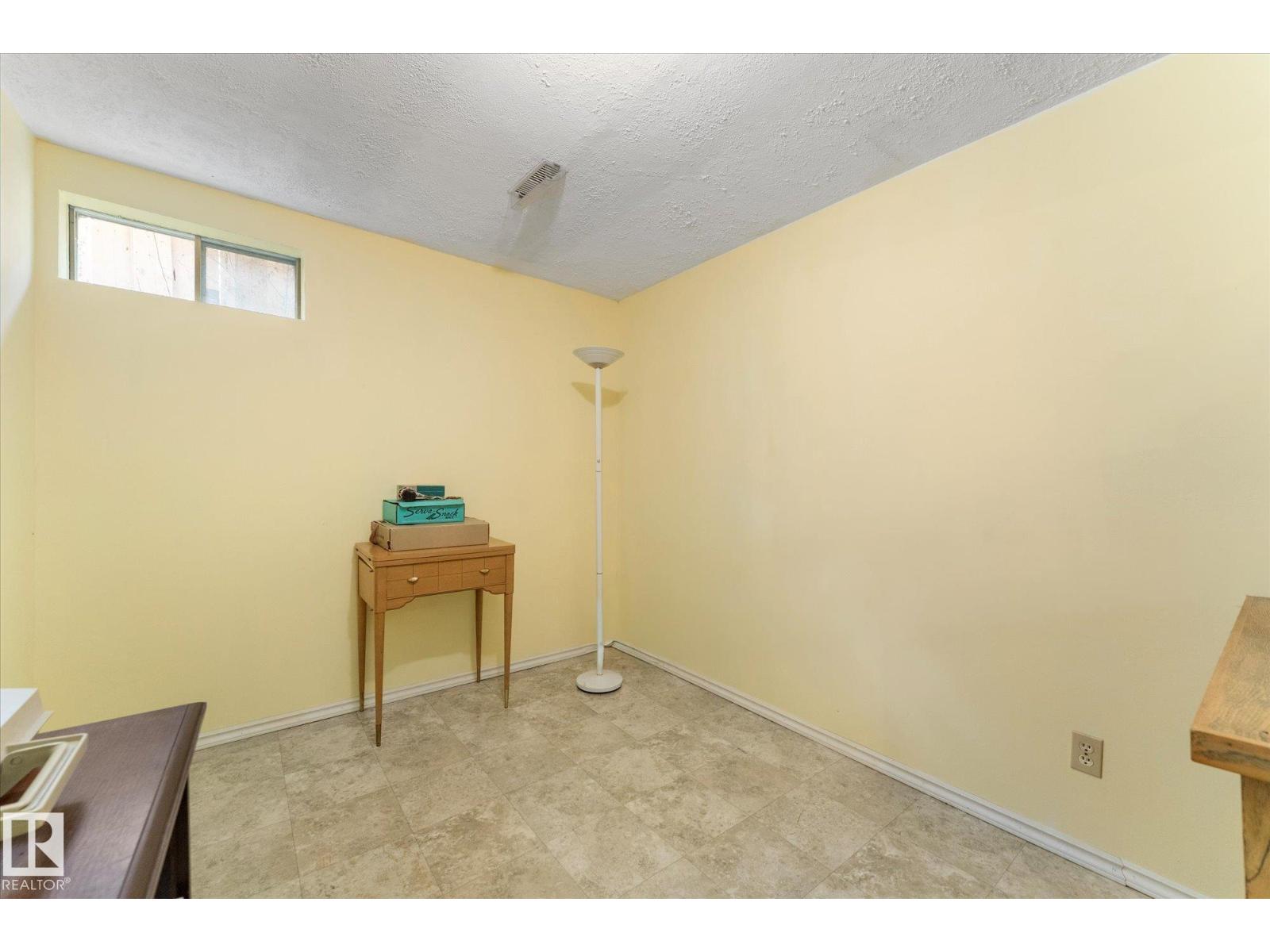 5415 48 ST, Stony Plain