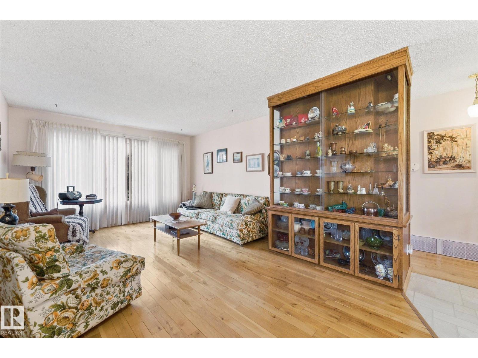 5415 48 ST, Stony Plain