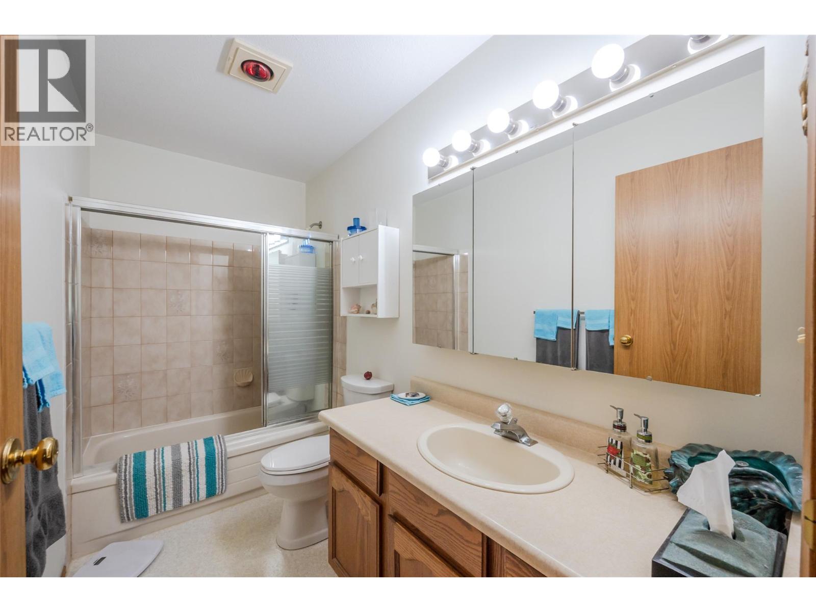 #101 262 Kinney Avenue - 18