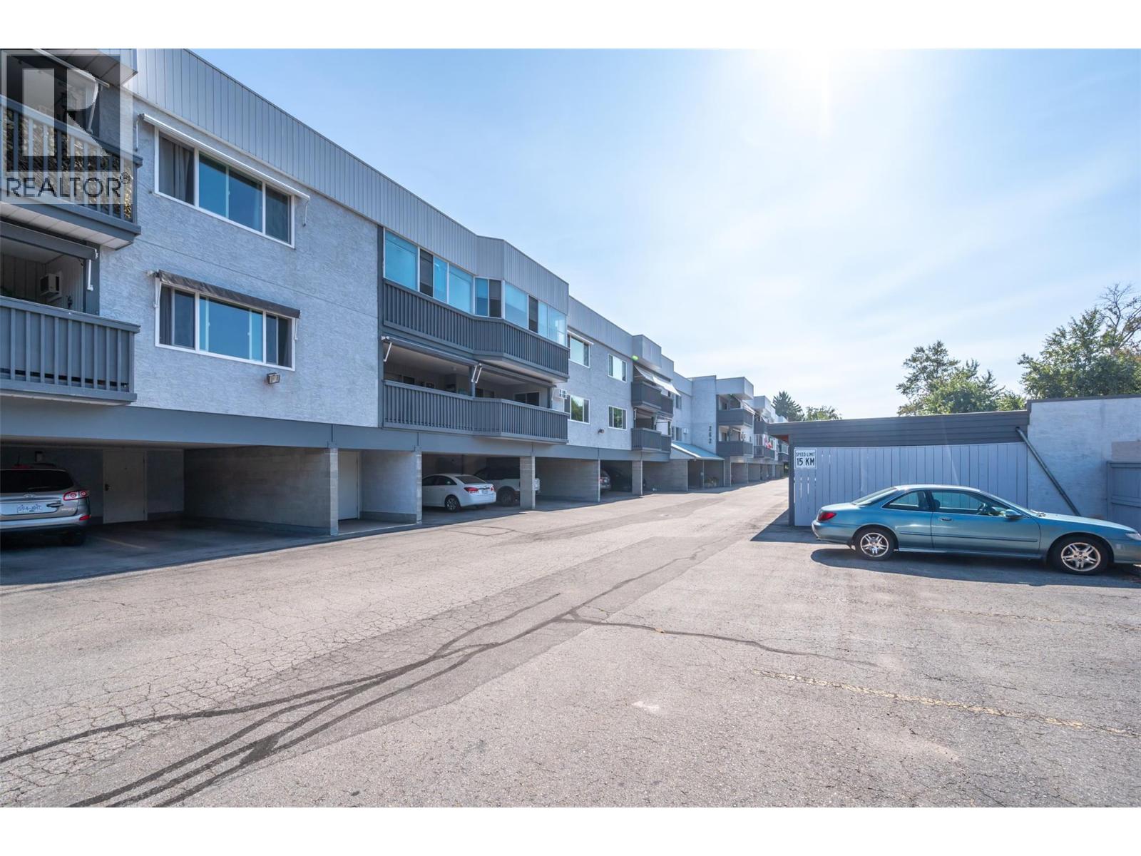 #101 262 Kinney Avenue - 24