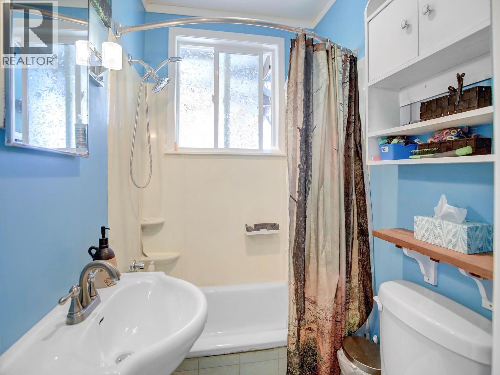 1802 31 Street, Vernon