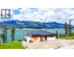 8785 Grainger Road, Canal Flats, BC V0B1B0 Photo 30