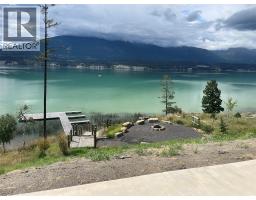 8785 Grainger Road, Canal Flats, BC V0B1B0 Photo 17