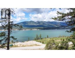 8692 Cottage Lane, Canal Flats, BC V0B1B0 Photo 23