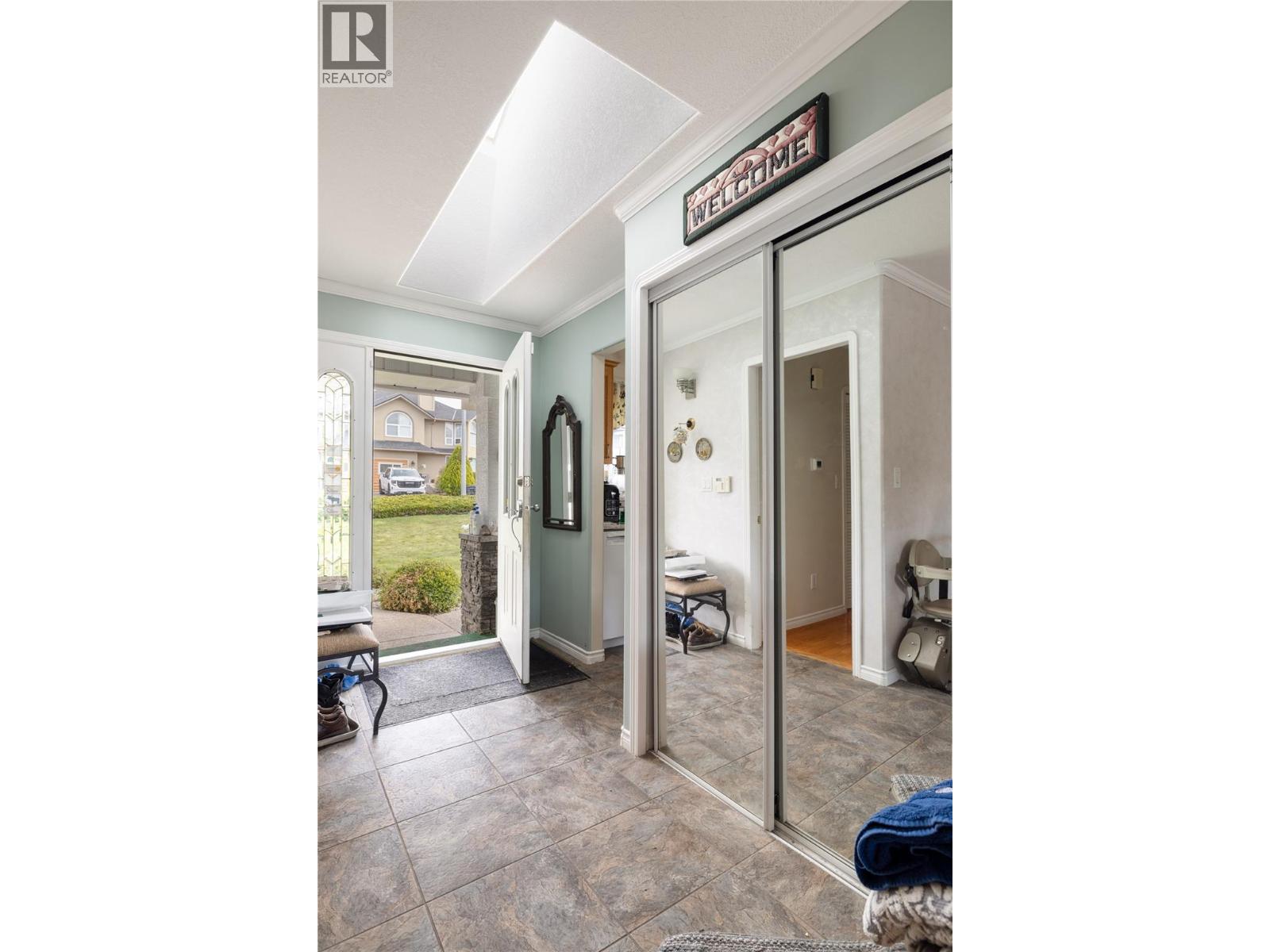 4805 Valleyview Place, Vernon