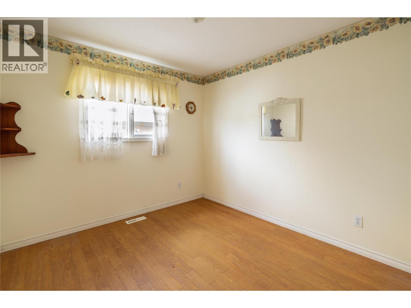 4805 Valleyview Place, Vernon