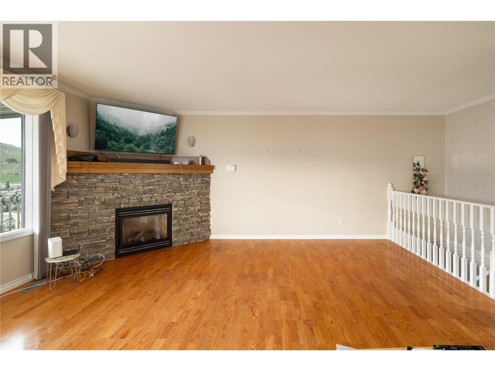 4805 Valleyview Place, Vernon