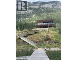 8692 Cottage Lane, Canal Flats, BC V0B1B0 Photo 19