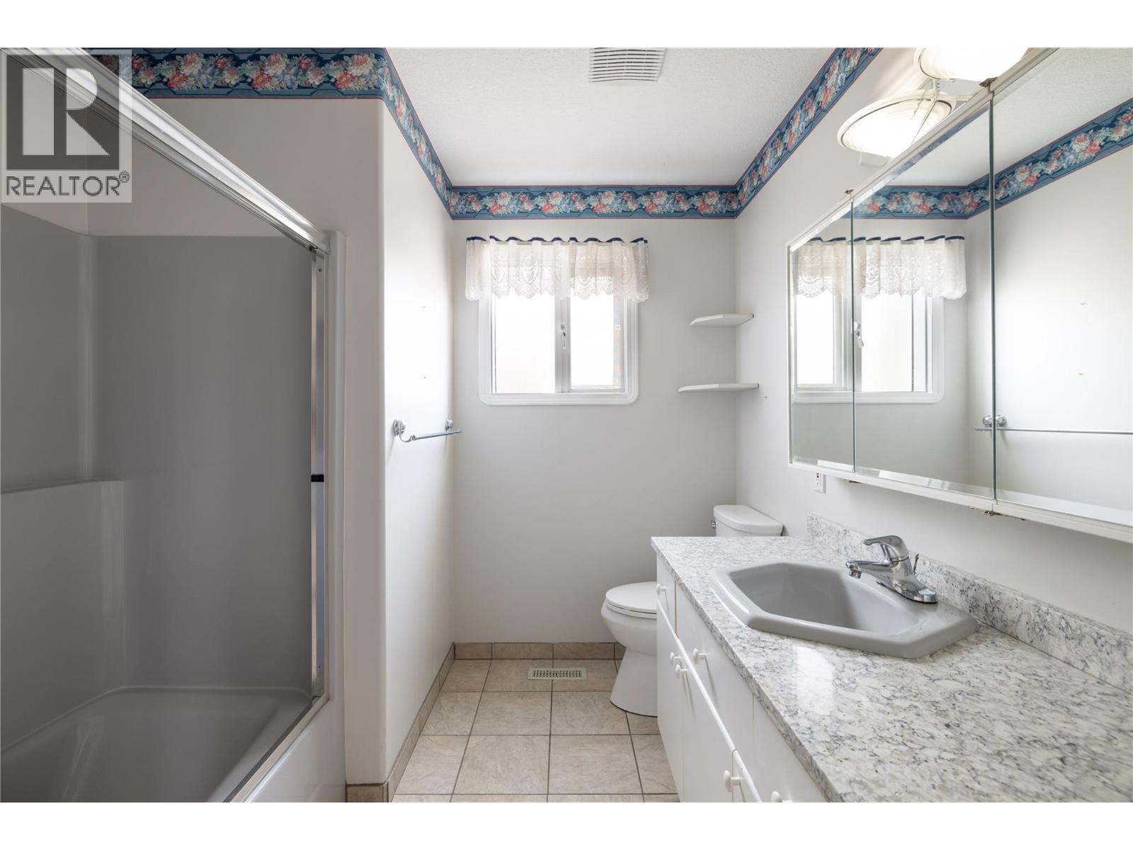 4805 Valleyview Place, Vernon