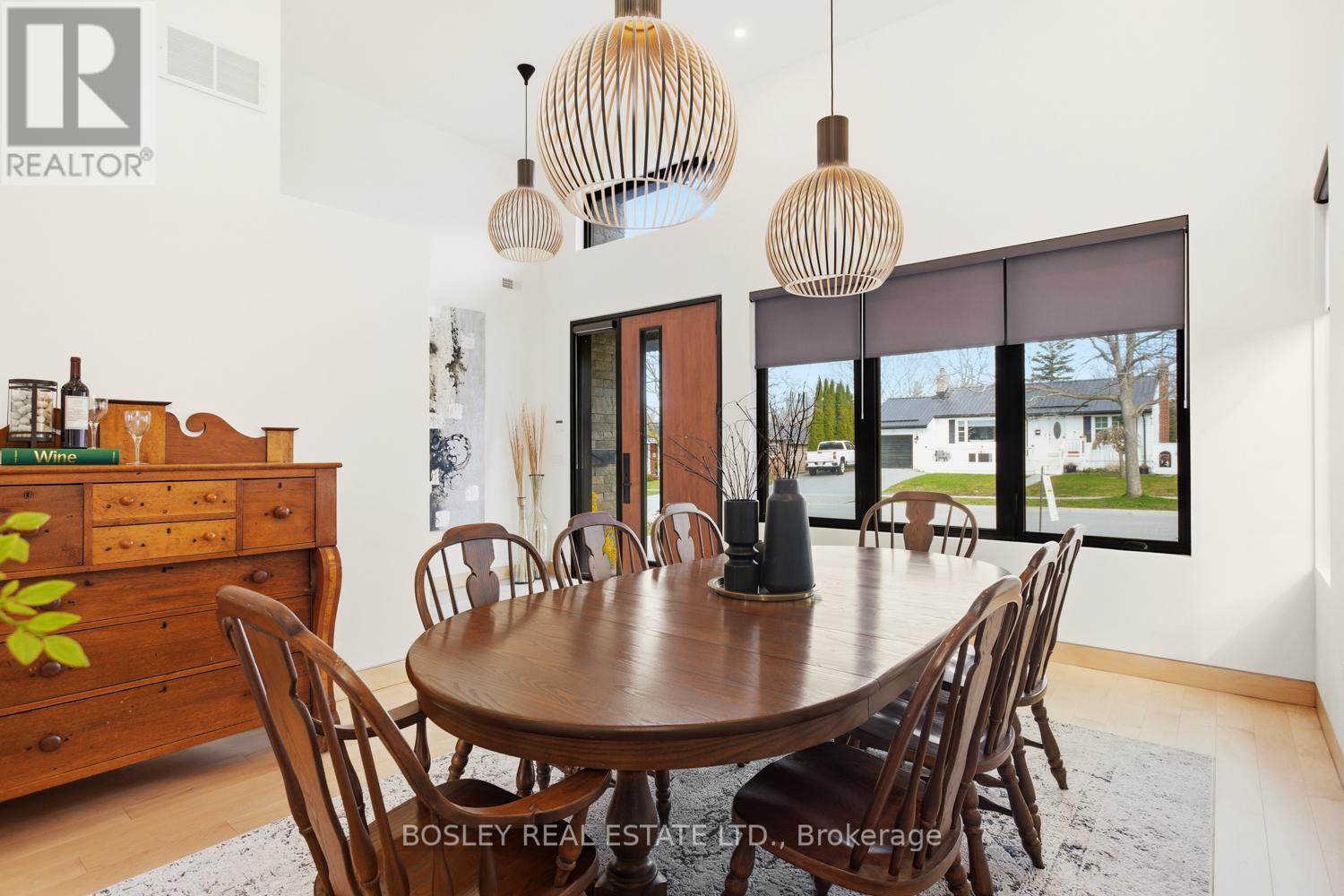 271B TWEED STREET - 7