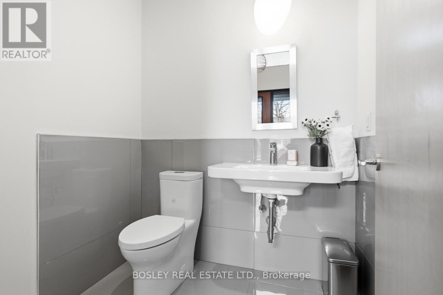271B TWEED STREET - 9