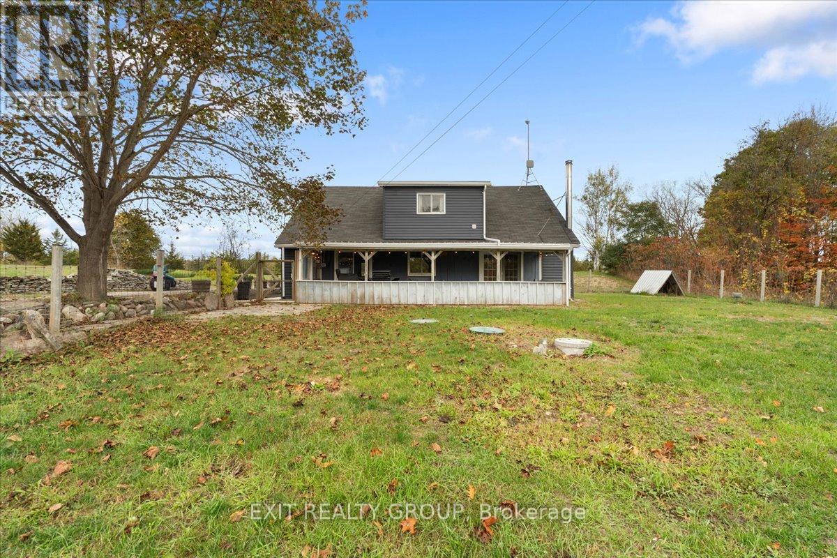895 ENGLISH SETTLEMENT ROAD — photo 30