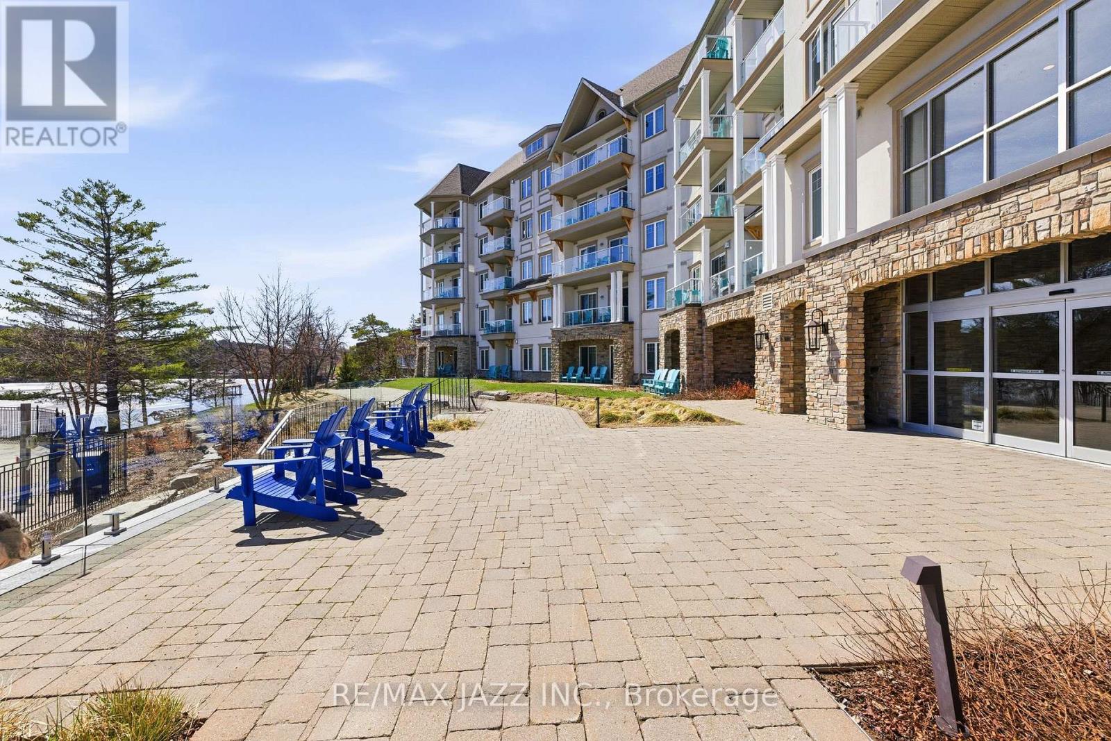 119 - 25 PEN LAKE POINT ROAD — photo 31