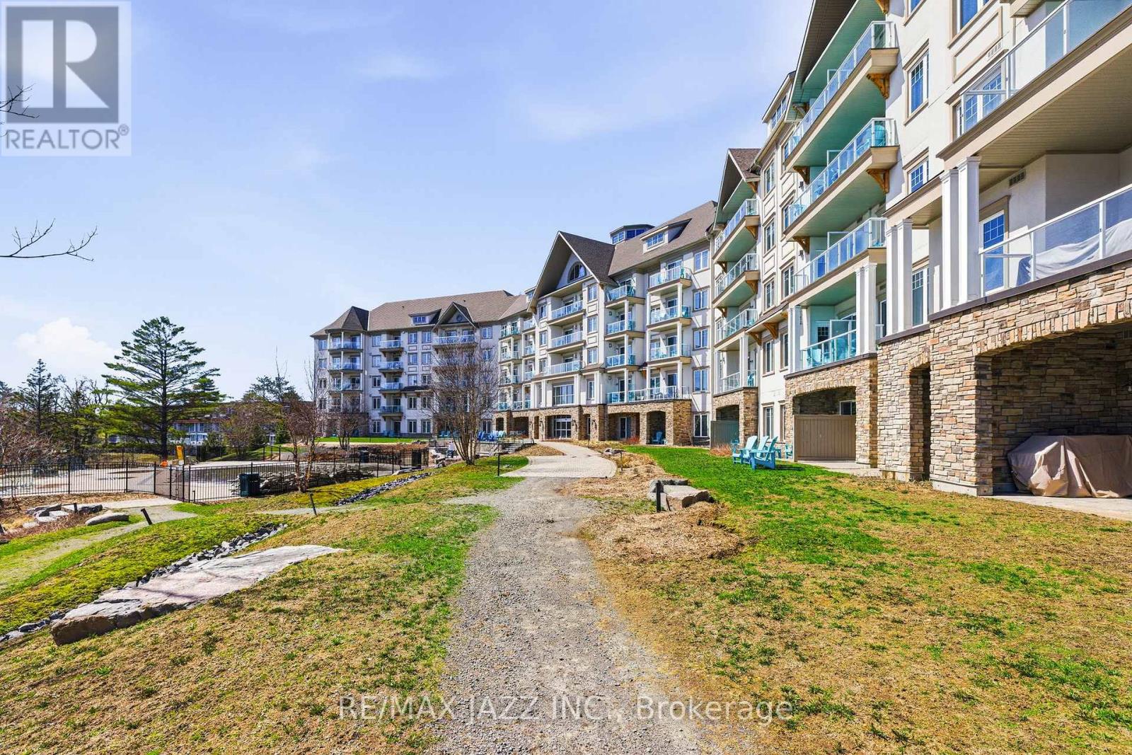 119 - 25 PEN LAKE POINT ROAD — photo 39
