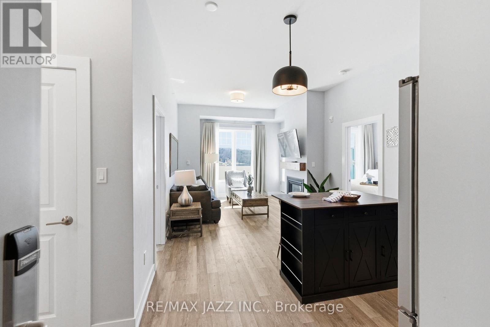 119 - 25 PEN LAKE POINT ROAD — photo 5