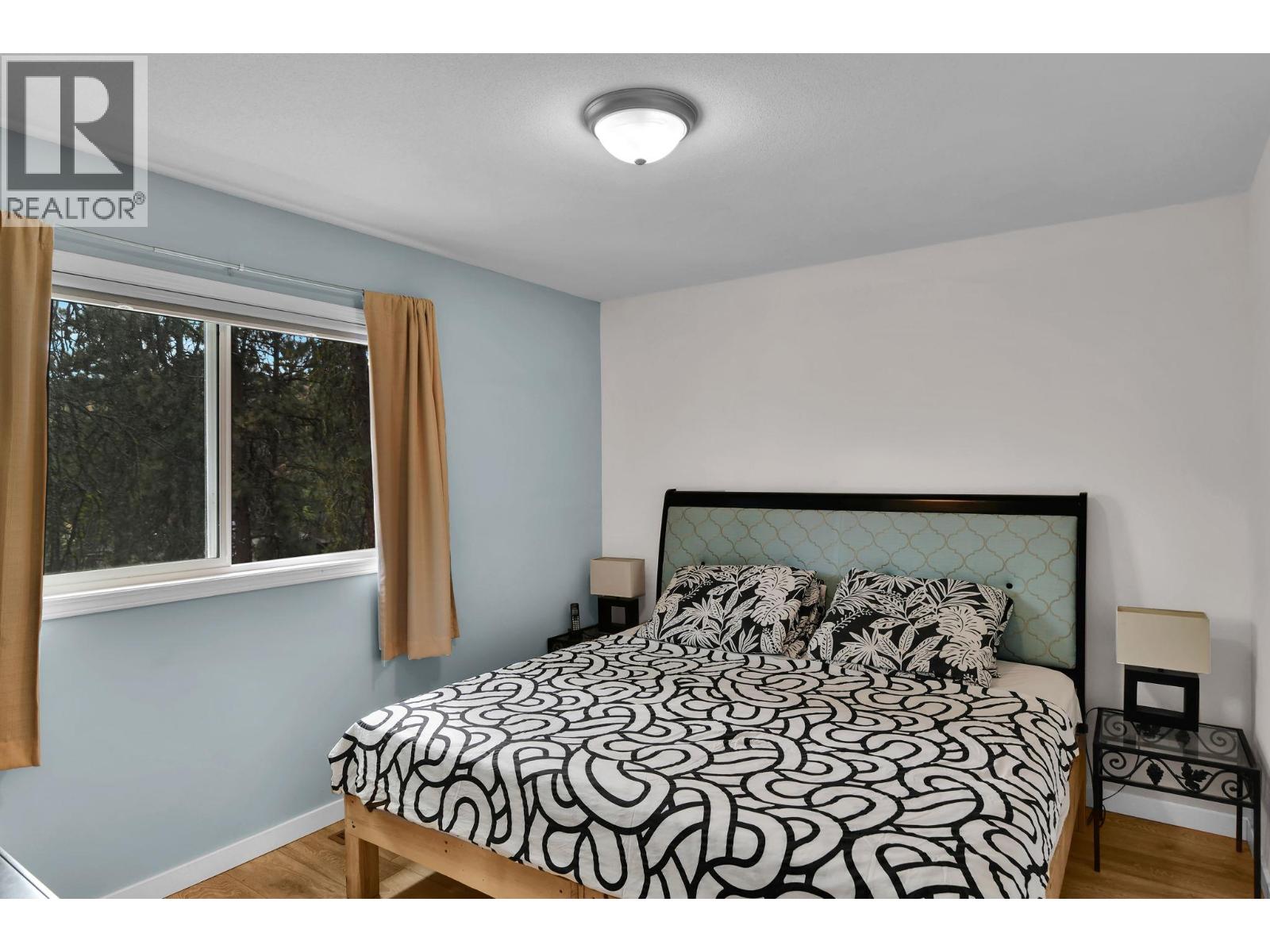 115 Par Boulevard - 32