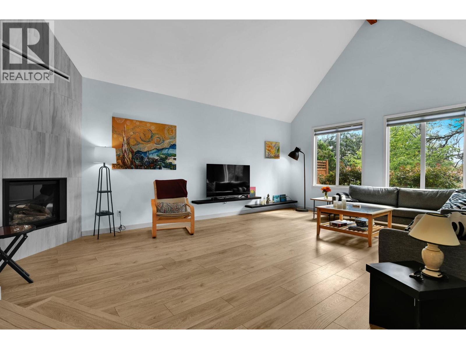 115 Par Boulevard, Kaleden