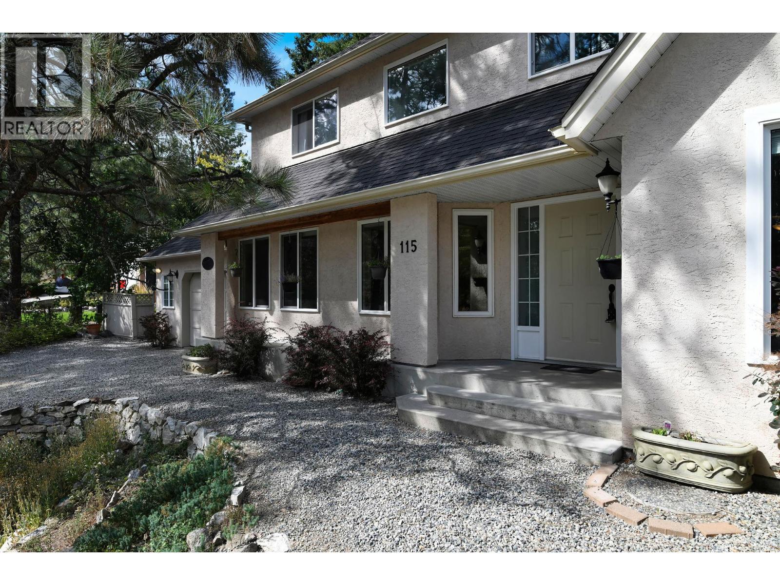 115 Par Boulevard, Kaleden