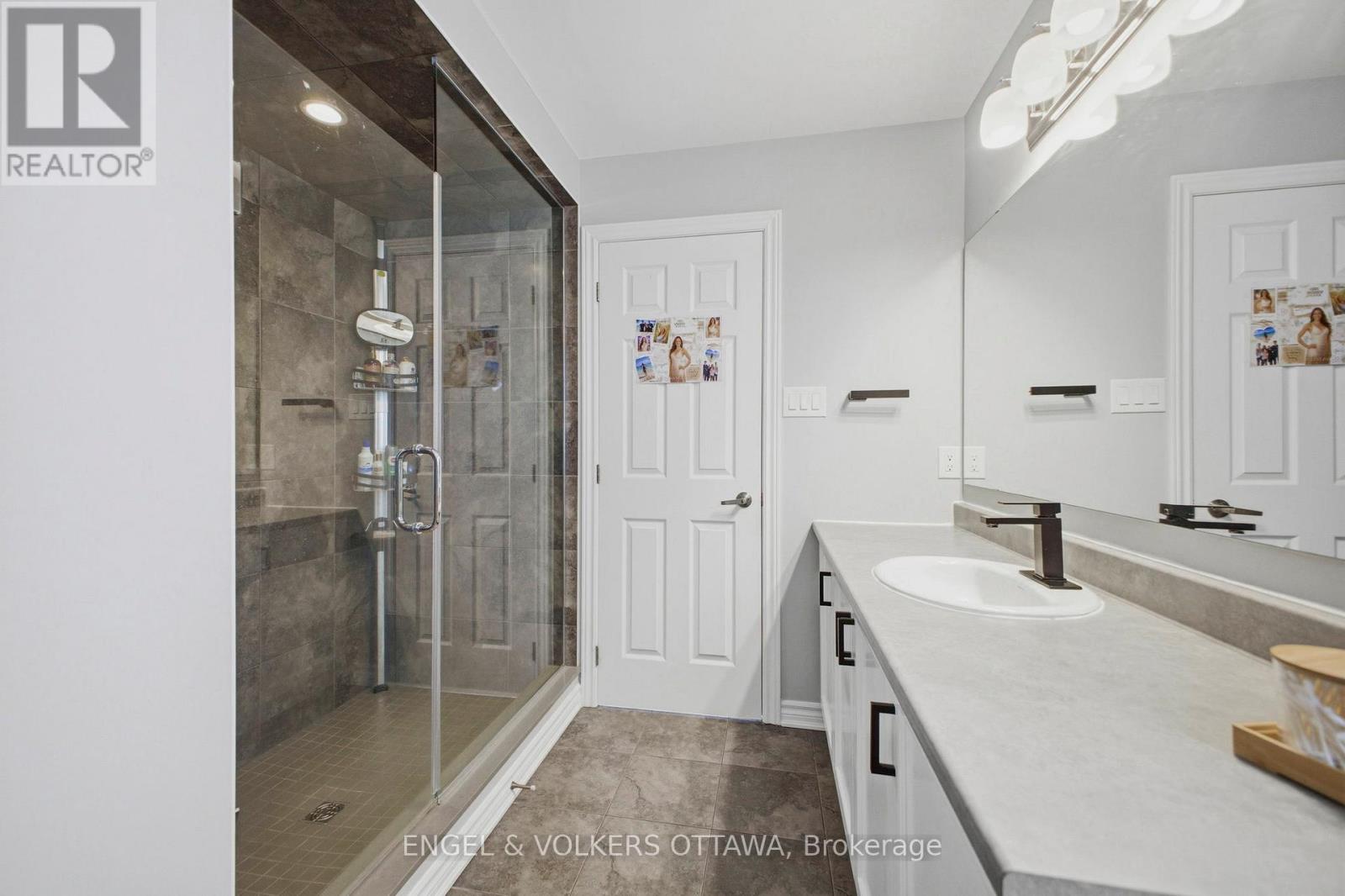 139 SWITCH GRASS CRESCENT - 20
