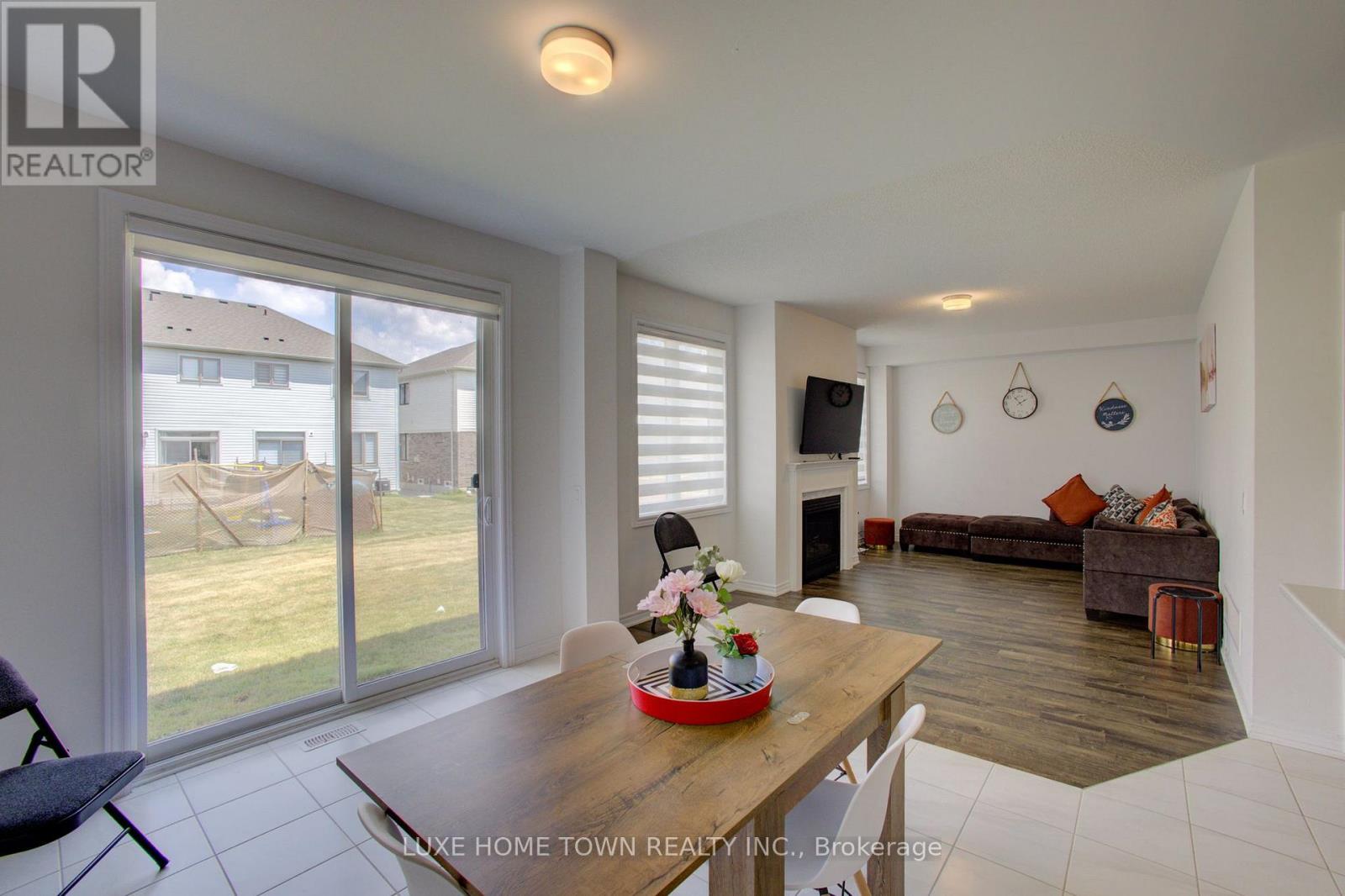 255 REA DRIVE - 12