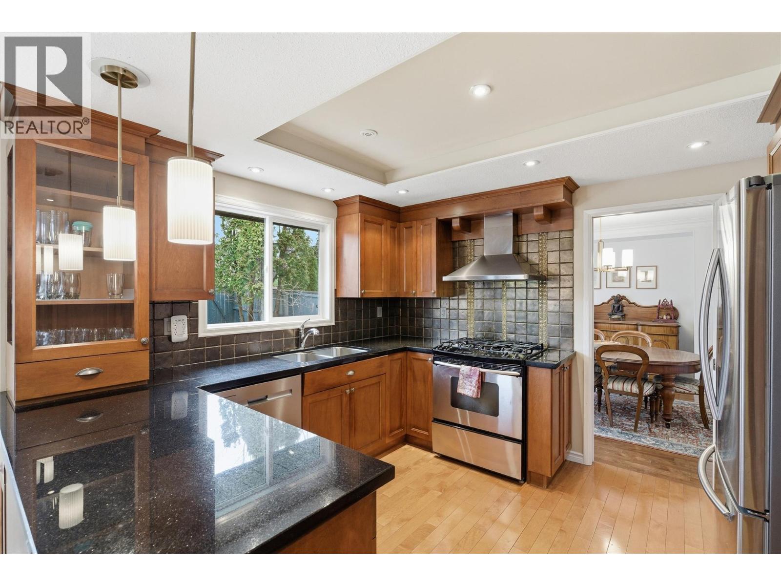 413 Robson Drive - 14