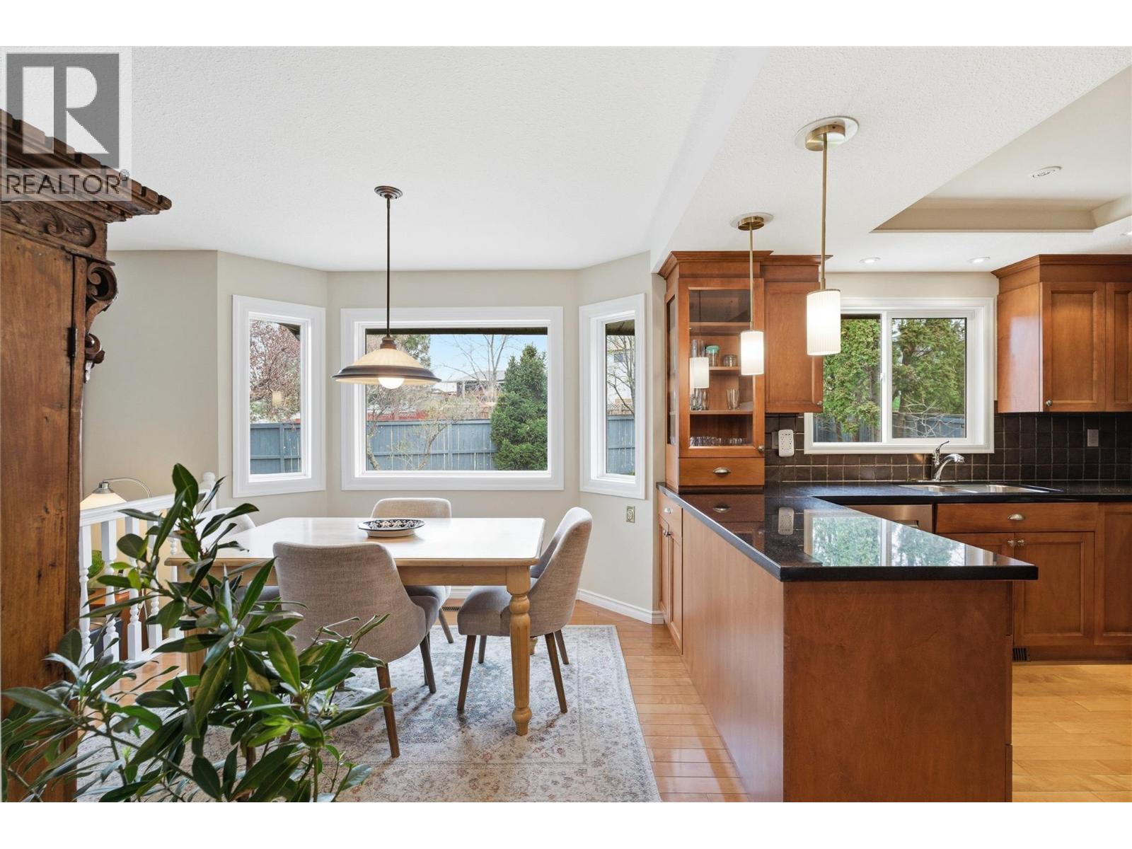 413 Robson Drive - 18