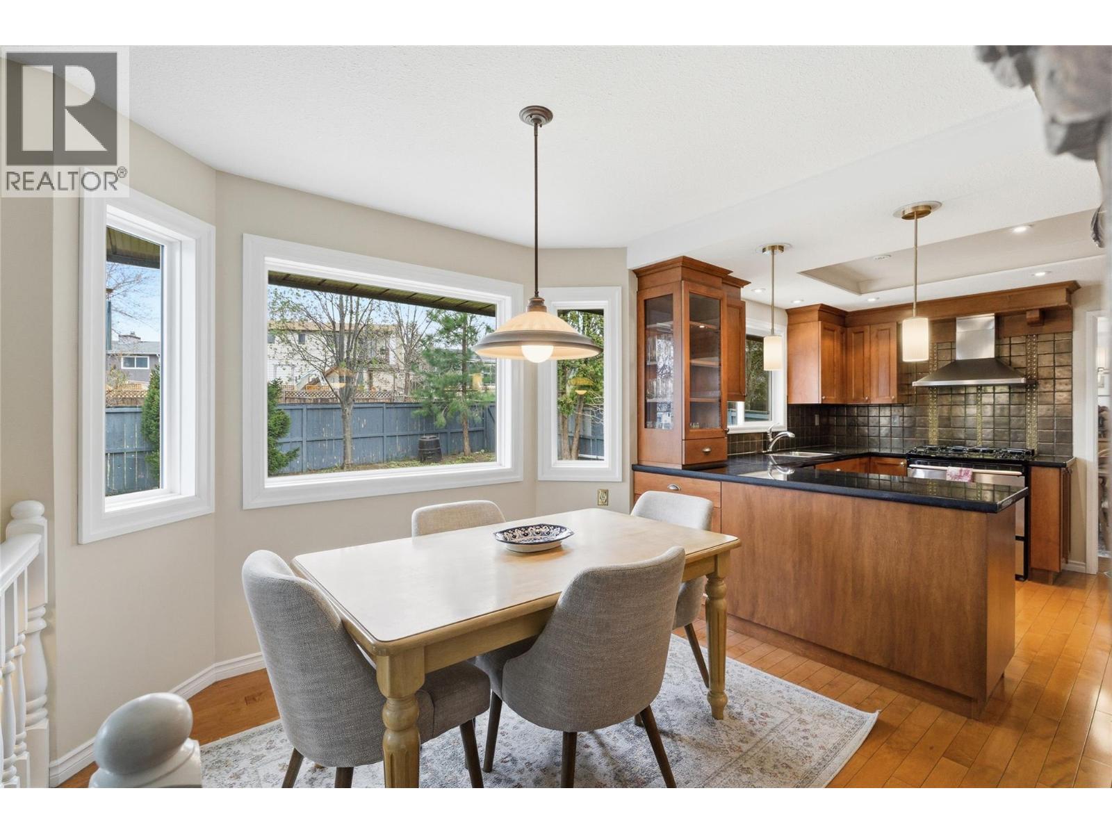 413 Robson Drive - 21