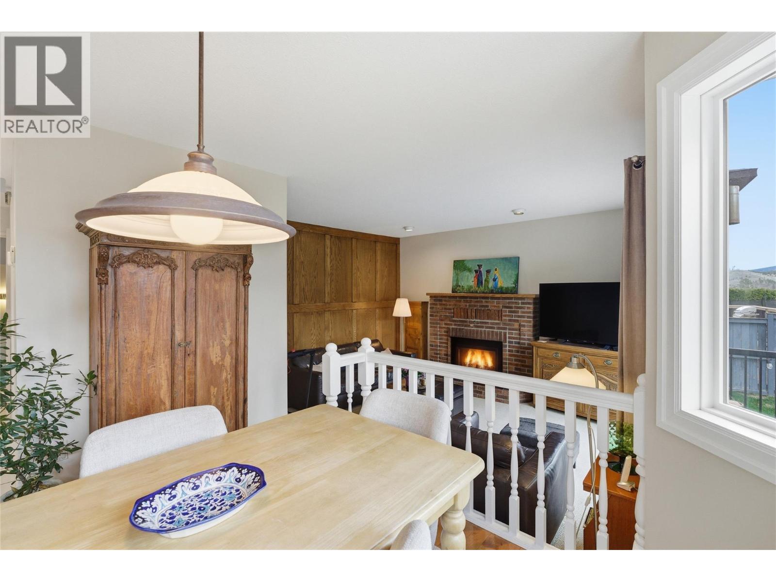 413 Robson Drive - 22