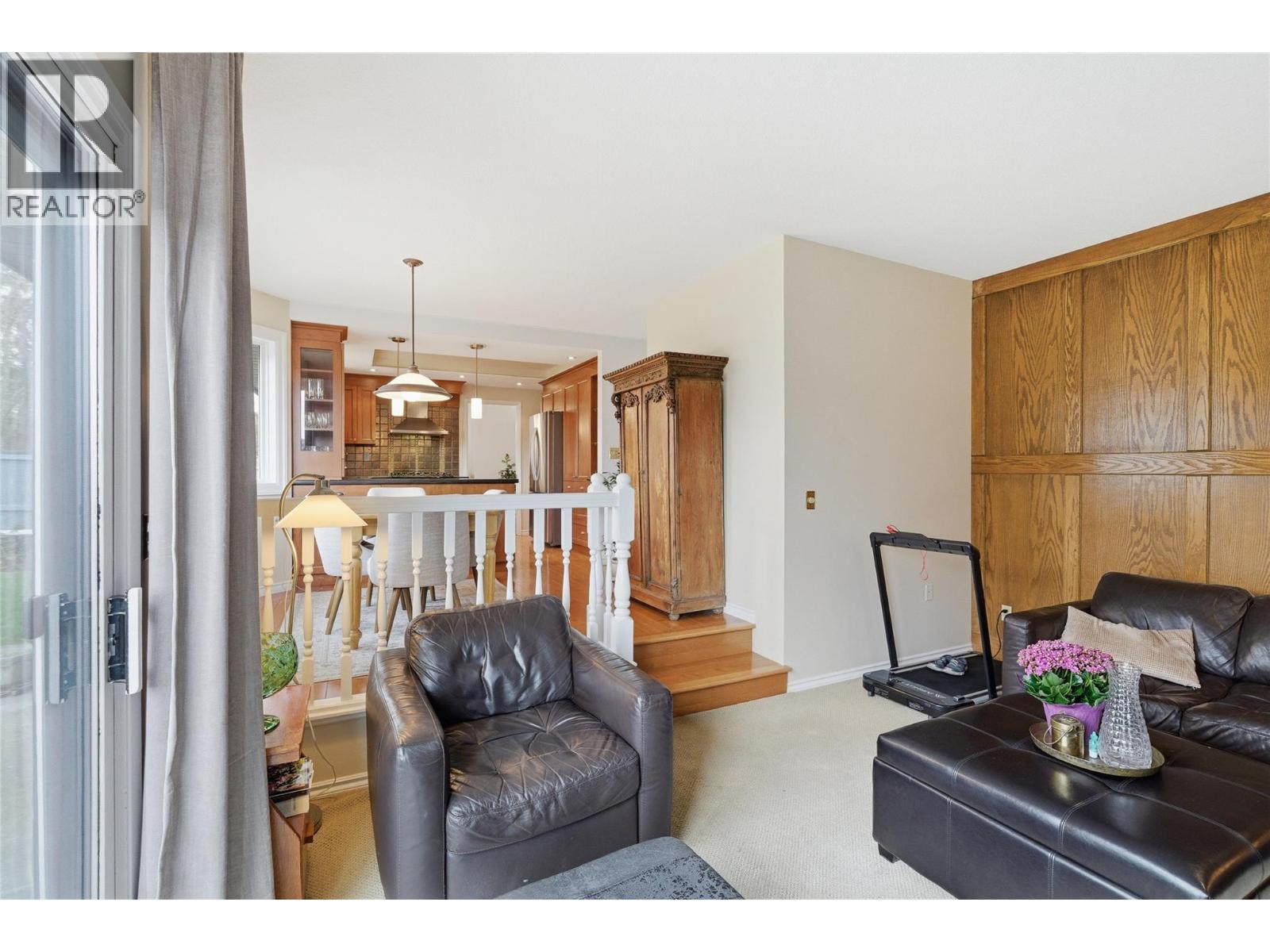 413 Robson Drive - 27