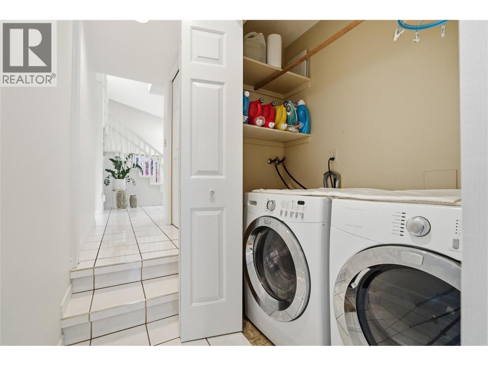 413 Robson Drive - 37