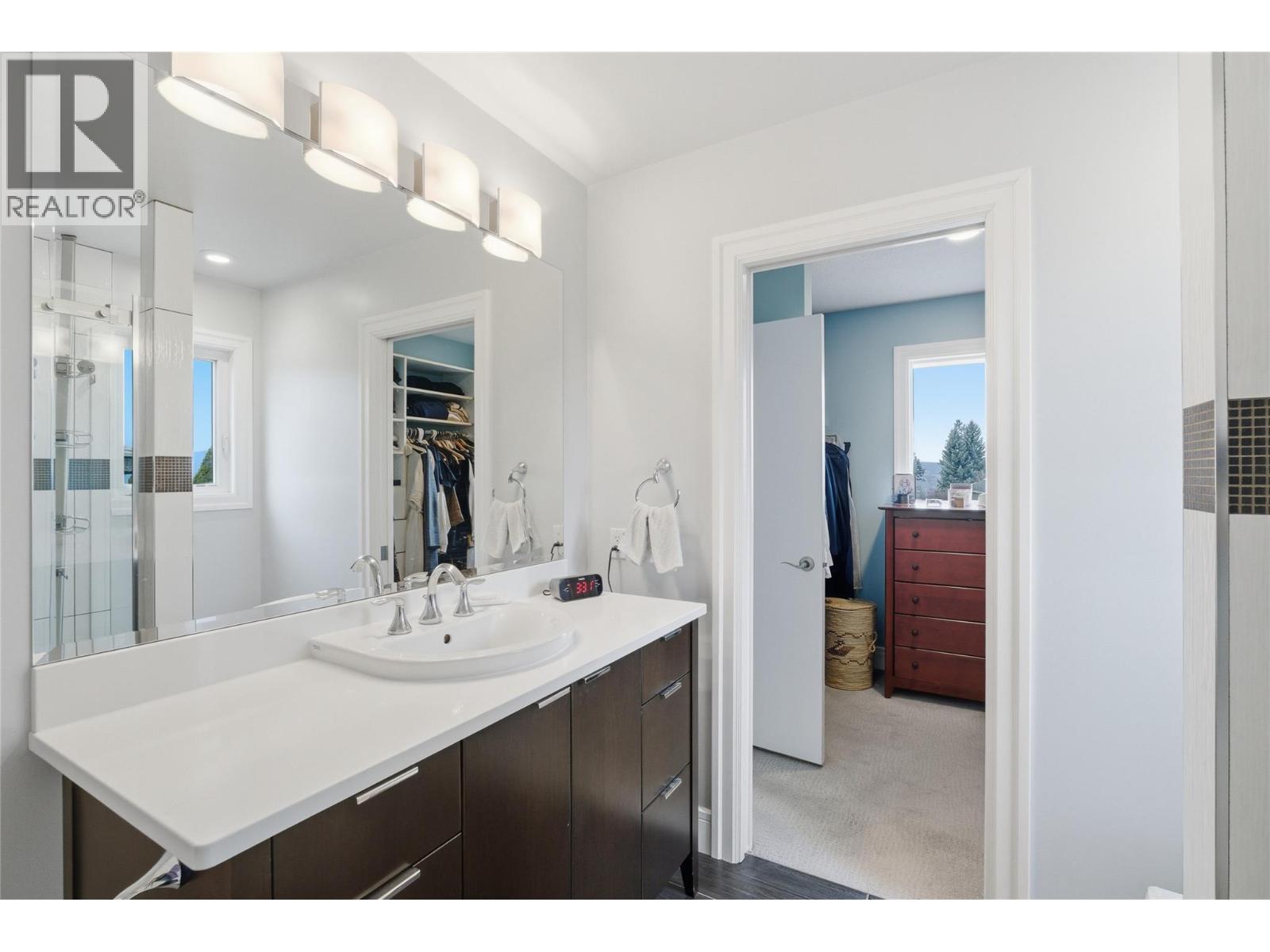 413 Robson Drive - 53