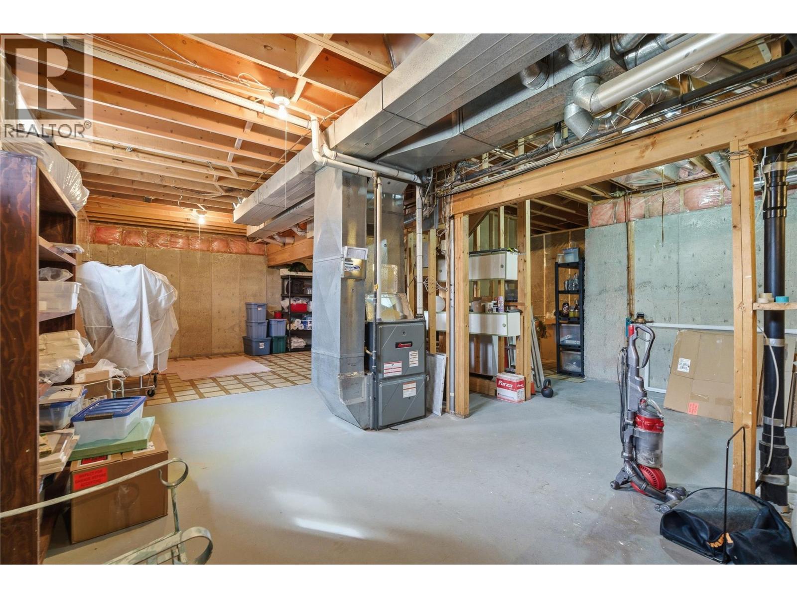 413 Robson Drive - 60