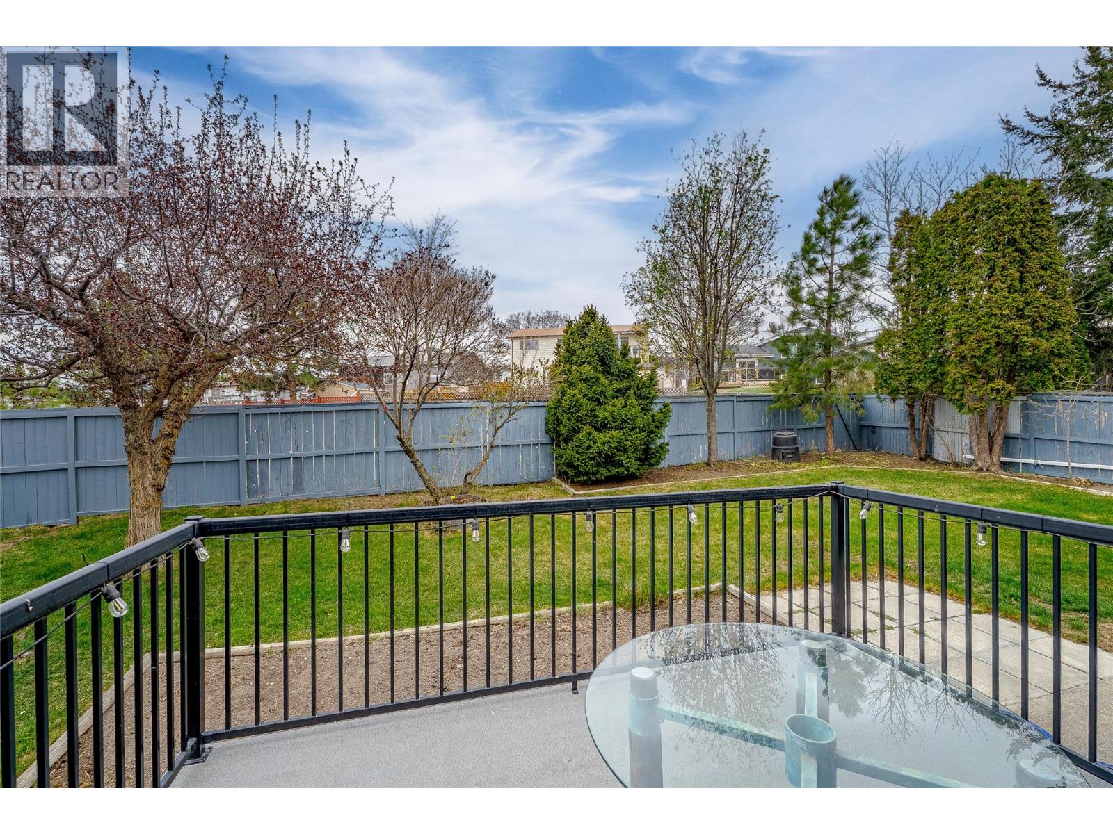 413 Robson Drive - 82