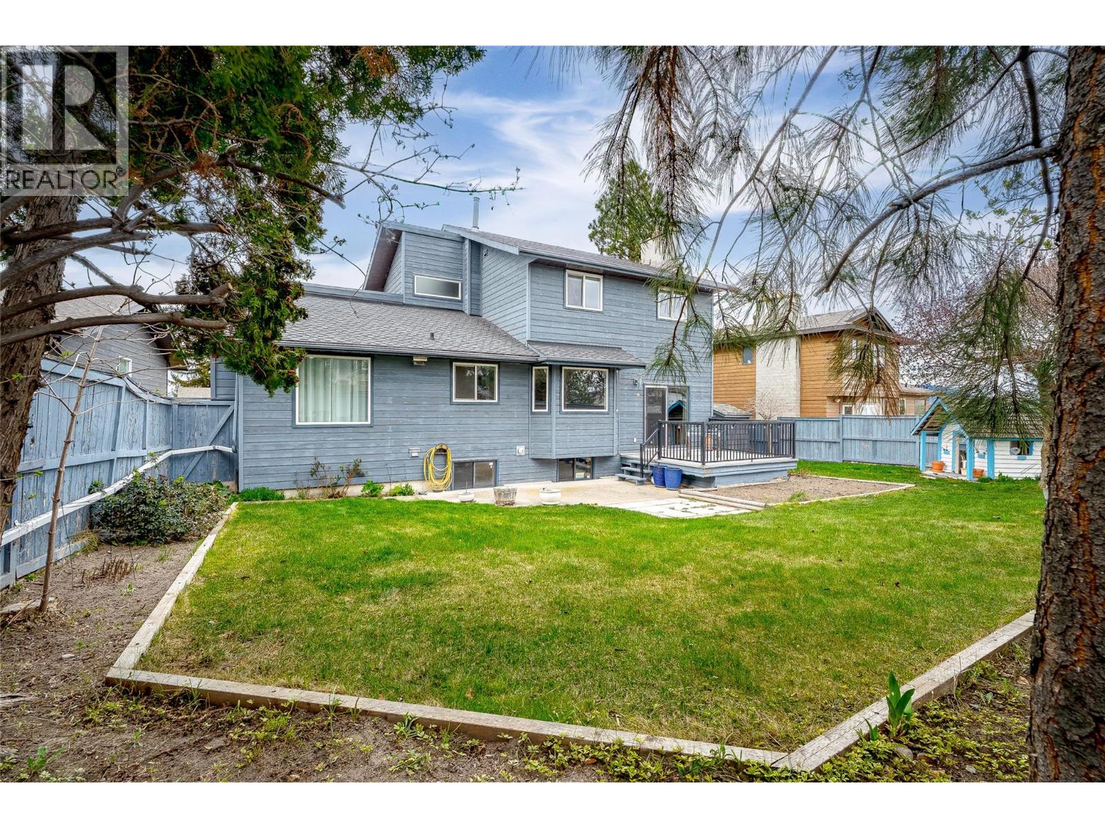 413 Robson Drive - 84