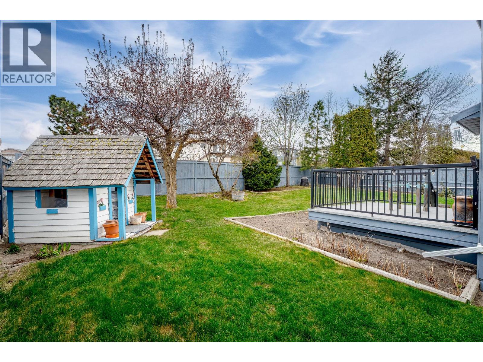 413 Robson Drive - 86