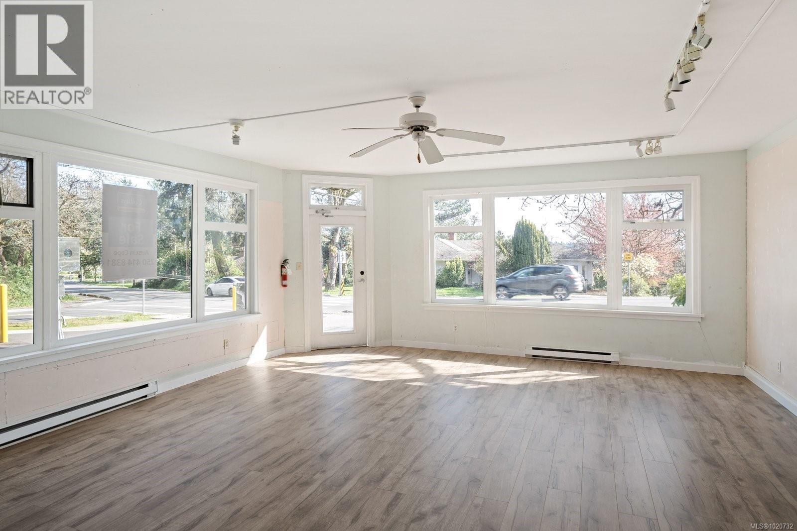 1168 Burnside Rd W, Saanich