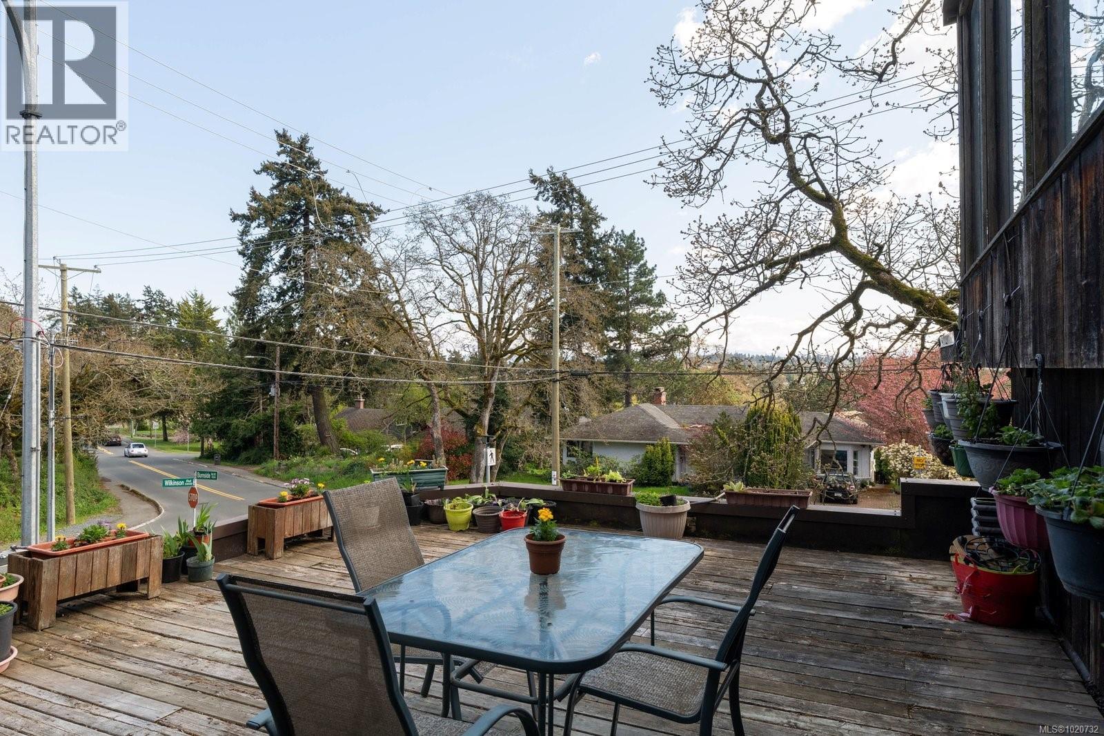 1168 Burnside Rd W, Saanich