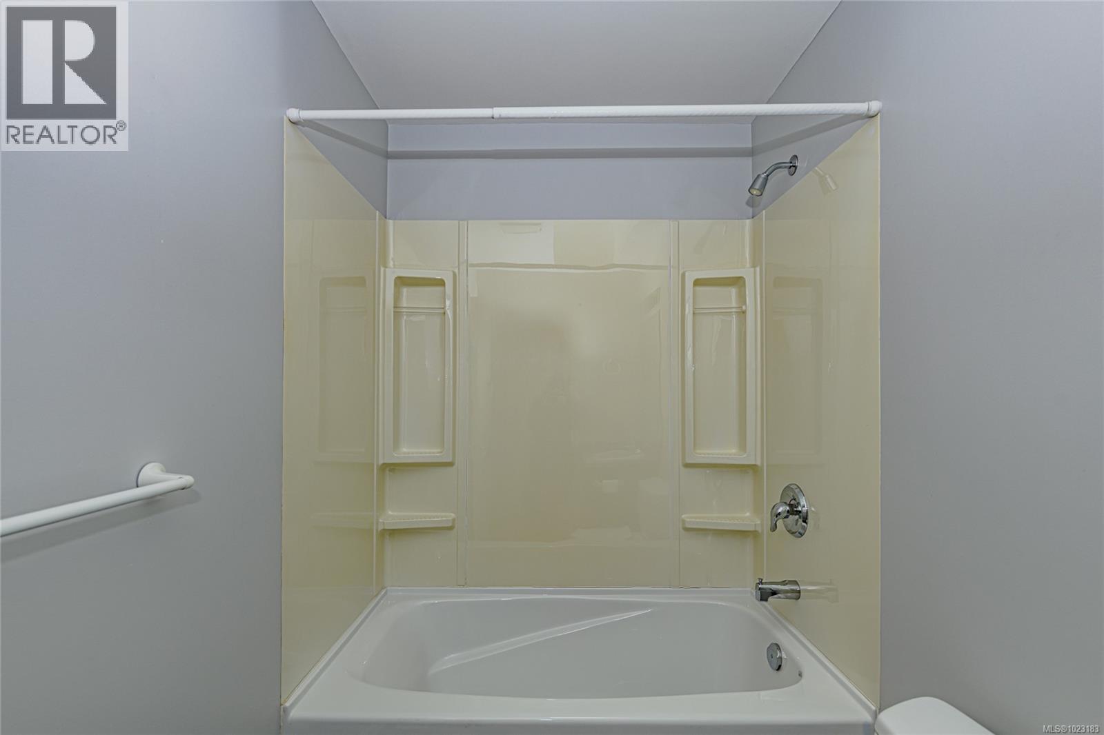 Ensuite.